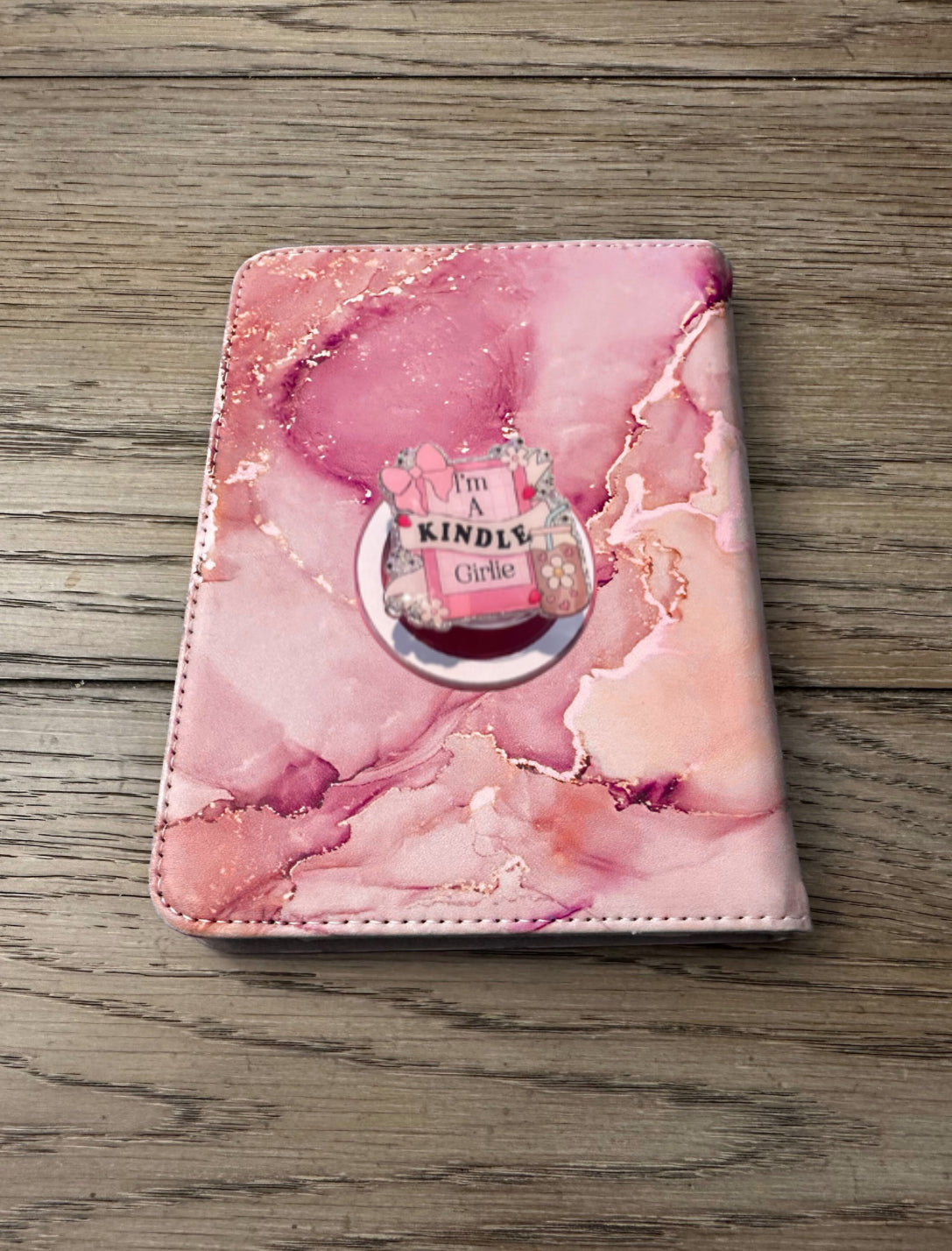 Magnetic Kindle Grip | E-Reader Pop Socket for Book Lovers