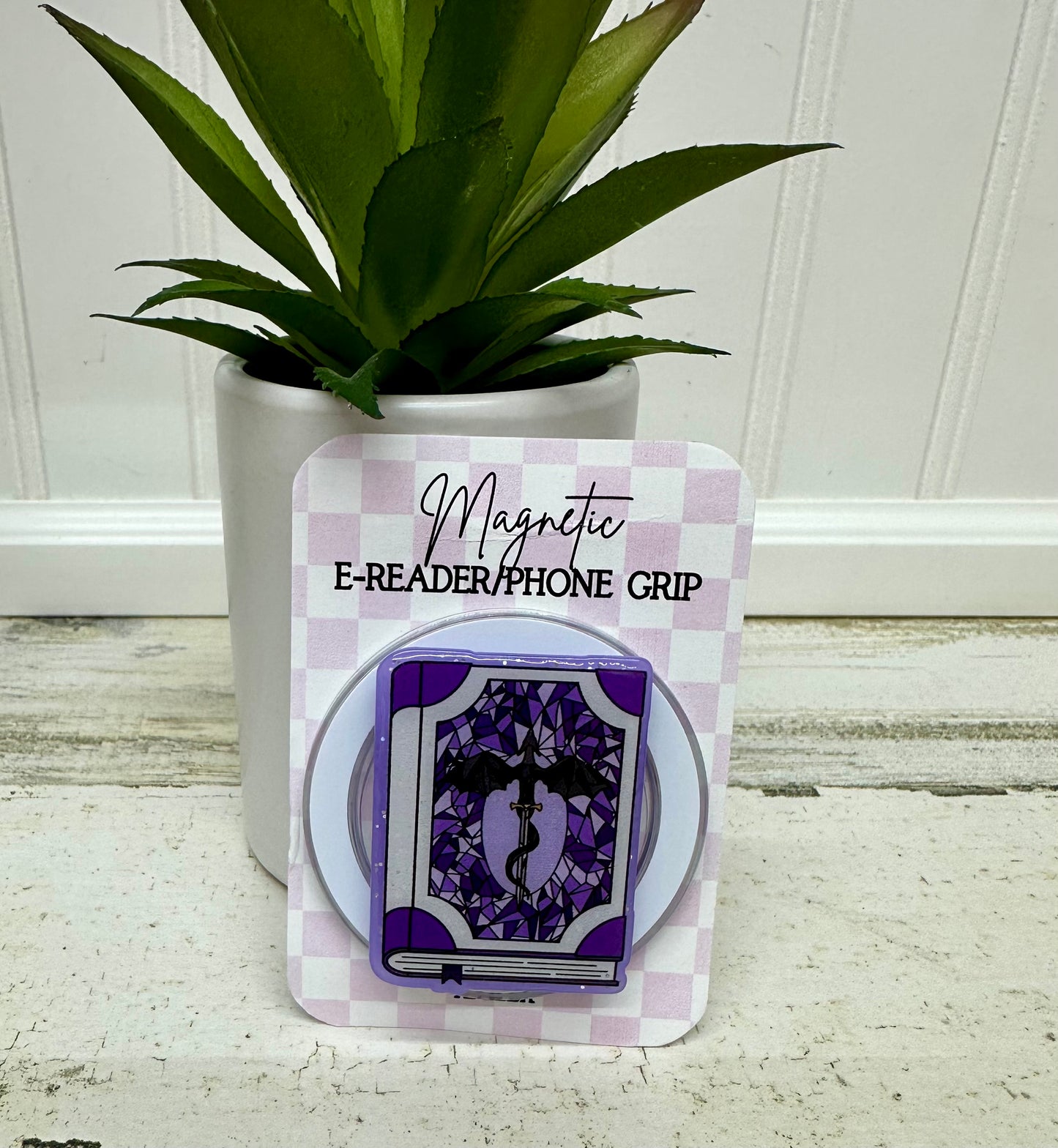 Magnetic Kindle Grip | E-Reader Pop Socket for Book Lovers
